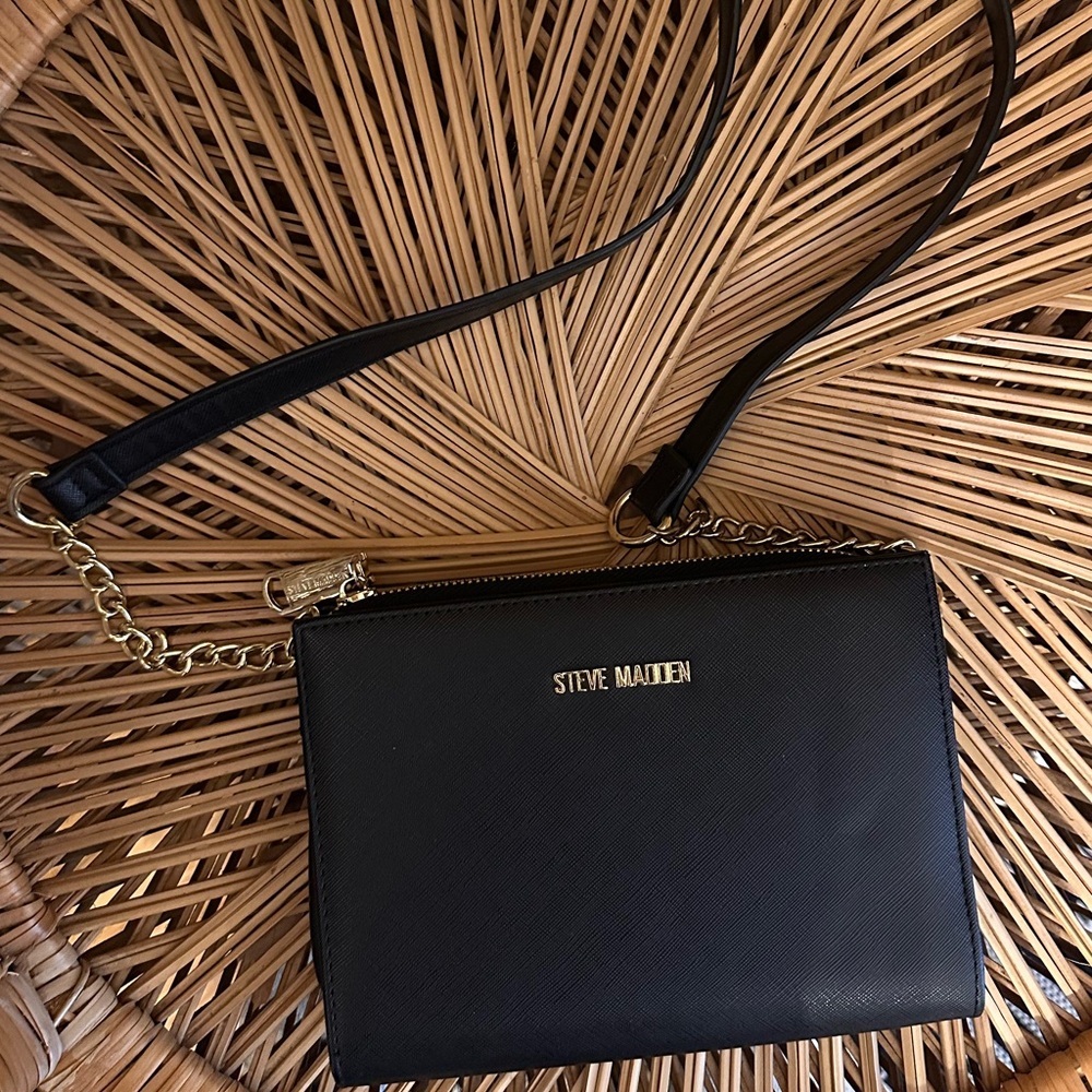 Steve Madden Black Crossbody with Gold Chain